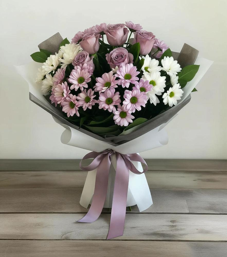 Букет цветов из: Хризантемы и Розы в Кондинское