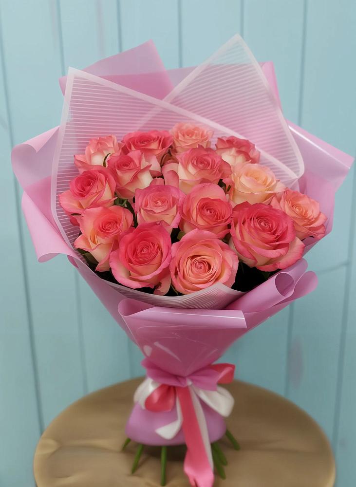 Букет 15 Розовых роз Равель в Кондинское