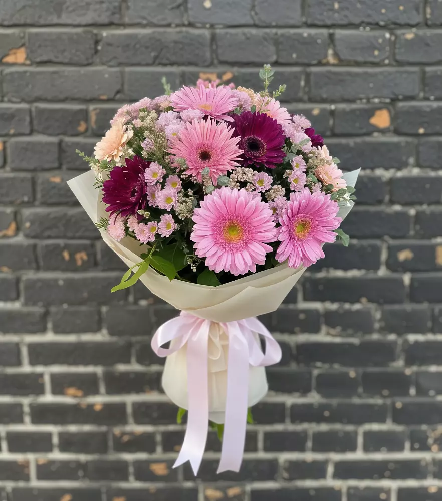 Букет цветов из: Герберы и Хризантемы в Кондинское