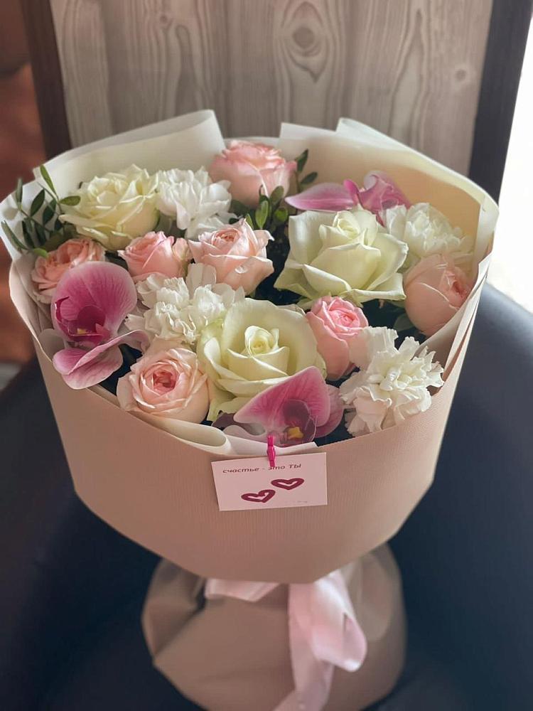 Букет цветов из: Орхидеи, Розы и Гвоздики в Кондинское