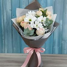 Букет цветов из:  Хризантемы и Розы в Кондинское