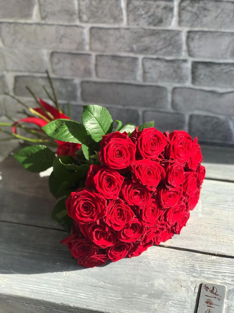 Букет Красные розы Фридом в Кондинское