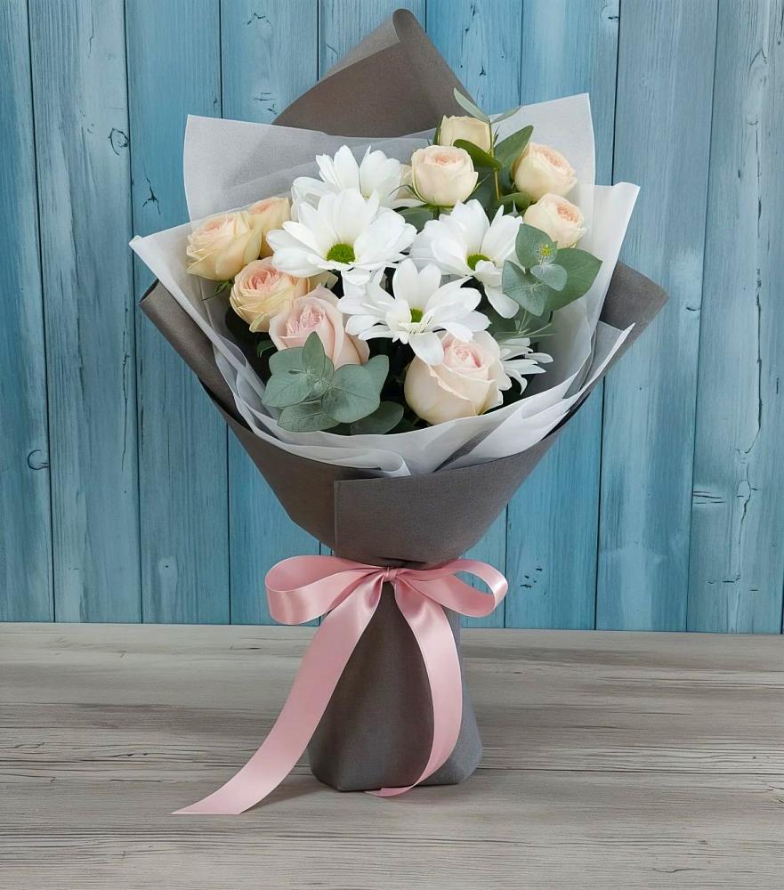 Букет цветов из: Хризантемы и Розы в Кондинское