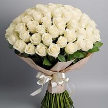Букет 101 беля роза Белоснежка в Кондинское