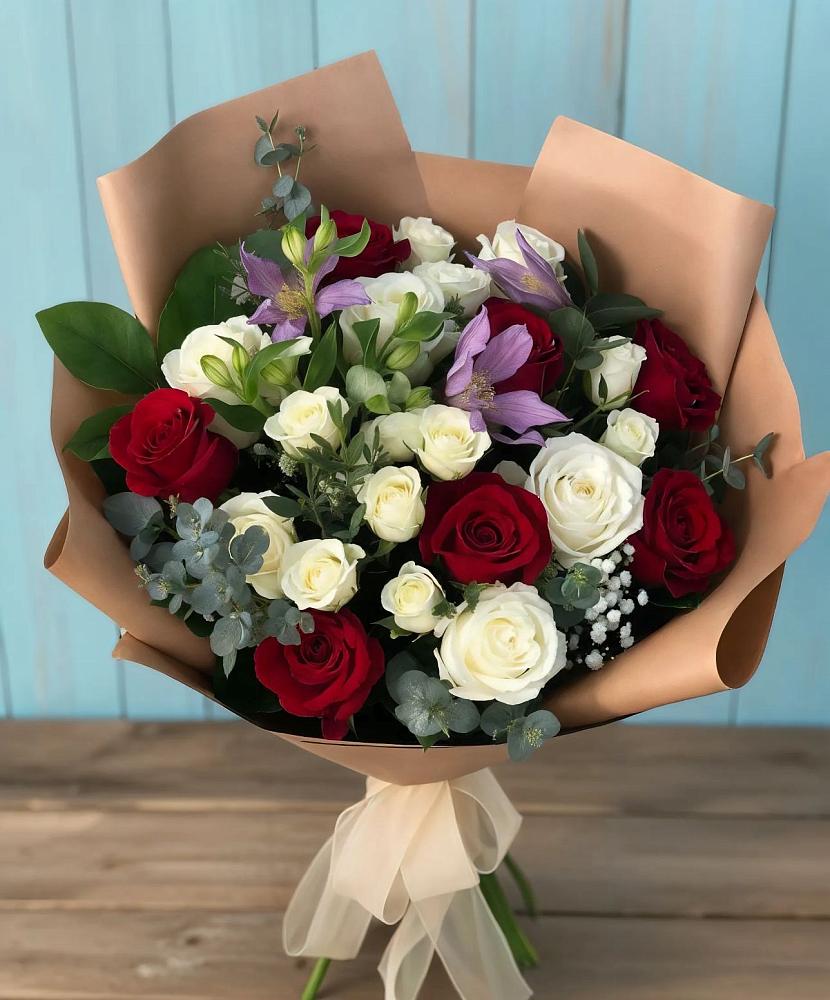 Букет цветов из: Розы и Альстромерии в Кондинское