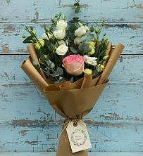 Букет цветов из:  Розы и Лизиантусы в Кондинское